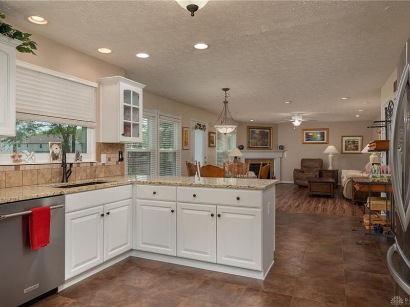 2494 Silver Springs Court, Beavercreek, OH 45431 Photo 11