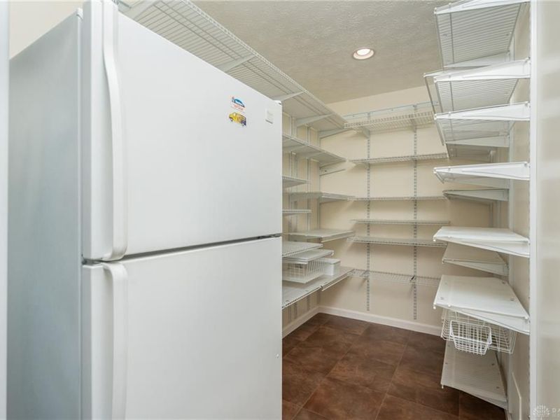2494 Silver Springs Court, Beavercreek, OH 45431 Photo 7