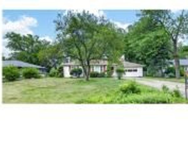 118 S Lauderdale Drive, Kalamazoo, MI 49006