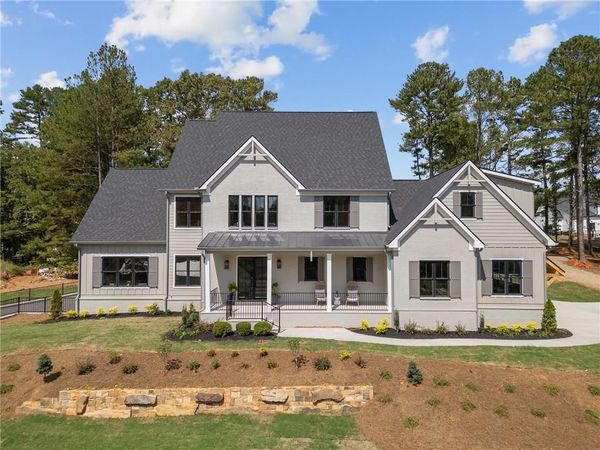 16500 Hopewell Road , Alpharetta, GA 30004