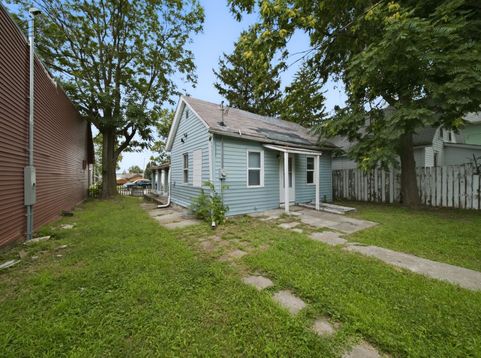 Main Photo