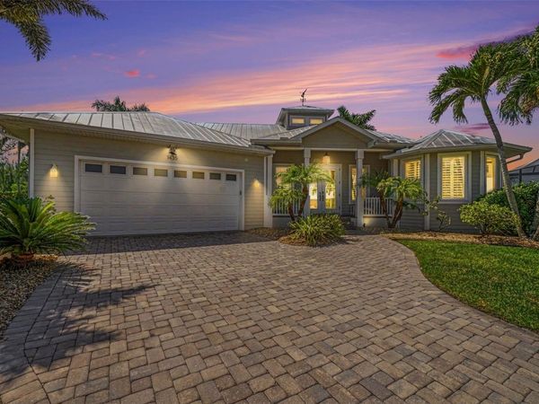 1435 RAVEN COURT , PUNTA GORDA, FL 33950