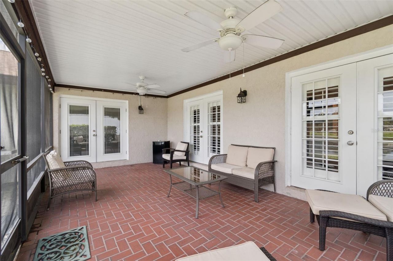 653 Timber Pond Drive , Brandon, FL 33510 Photo