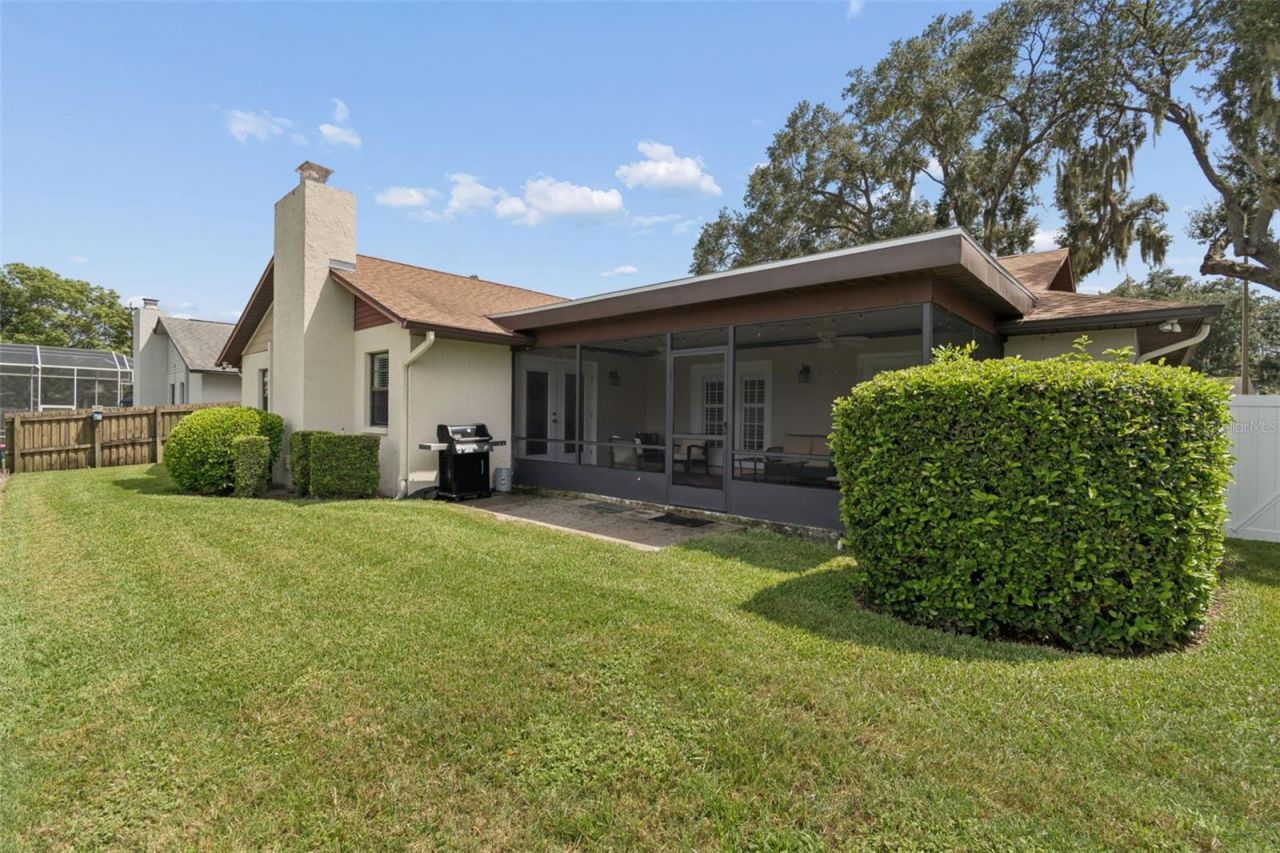 653 Timber Pond Drive , Brandon, FL 33510 Photo