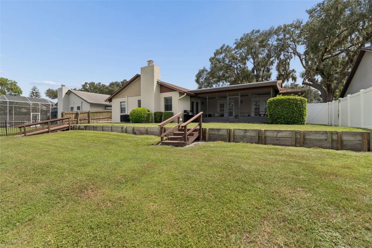 653 Timber Pond Drive , Brandon, FL 33510 Photo