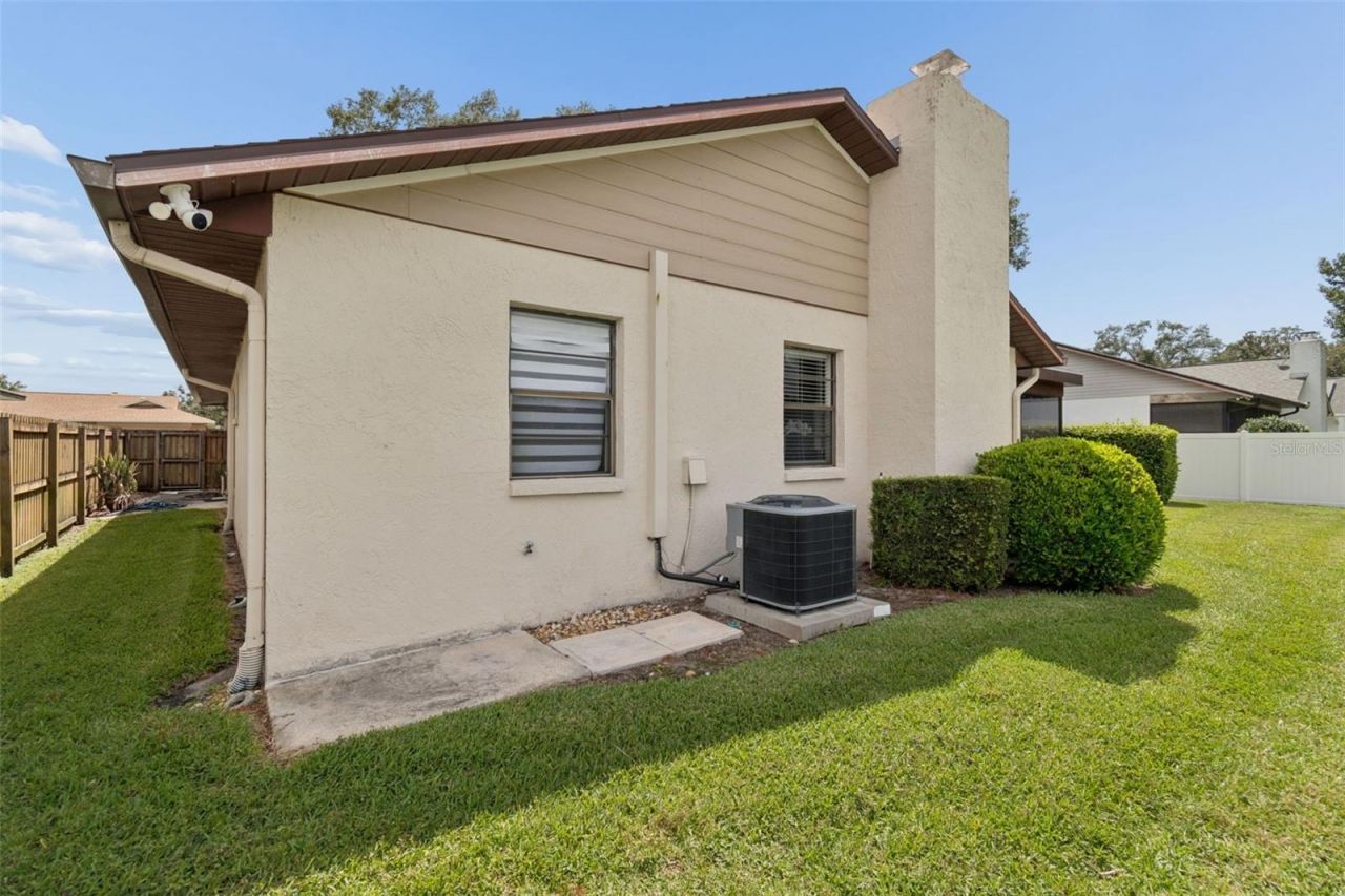 653 Timber Pond Drive , Brandon, FL 33510 Photo
