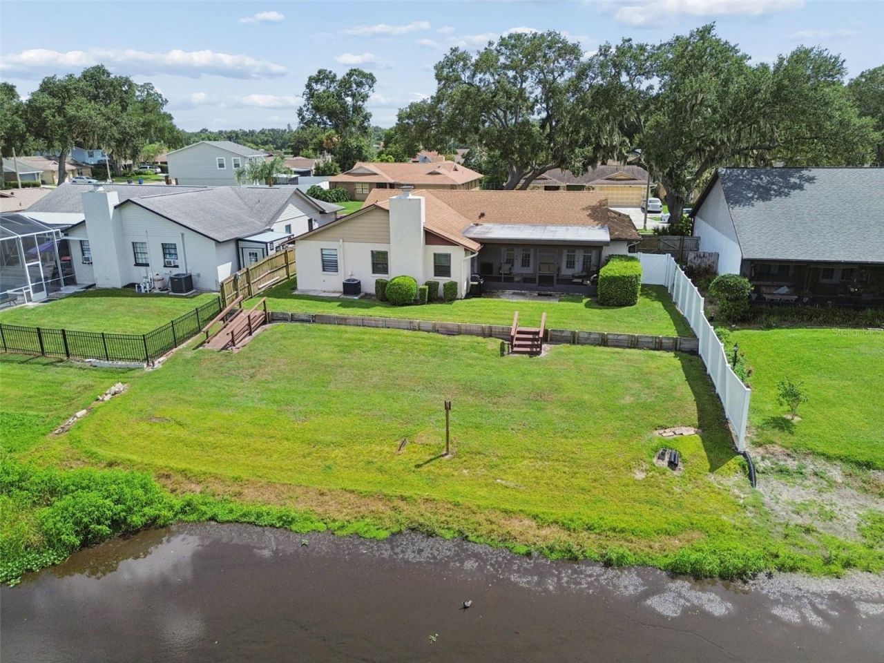 653 Timber Pond Drive , Brandon, FL 33510 Photo