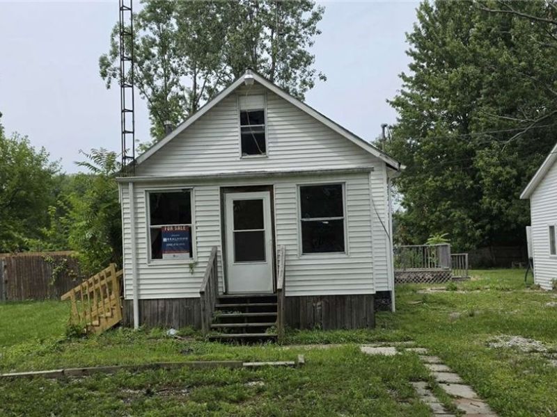 517 Dewitt Street, Lorain, OH 44055 Photo 1