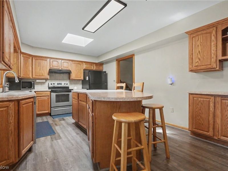 8524 Sleepy Hollow Drive NE, Warren, OH 44484 Photo 16