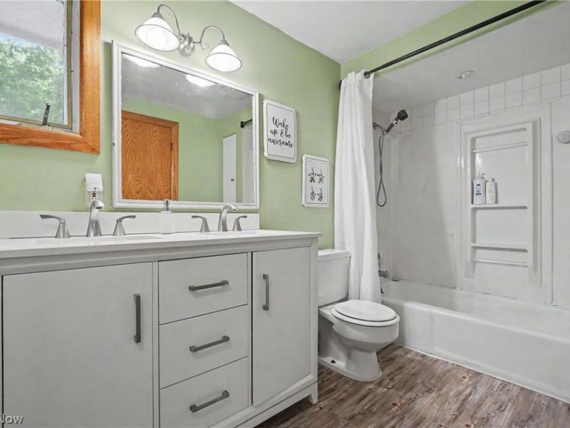 8524 Sleepy Hollow Drive NE, Warren, OH 44484 Photo 28
