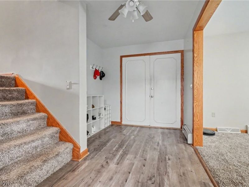 8524 Sleepy Hollow Drive NE, Warren, OH 44484 Photo 3