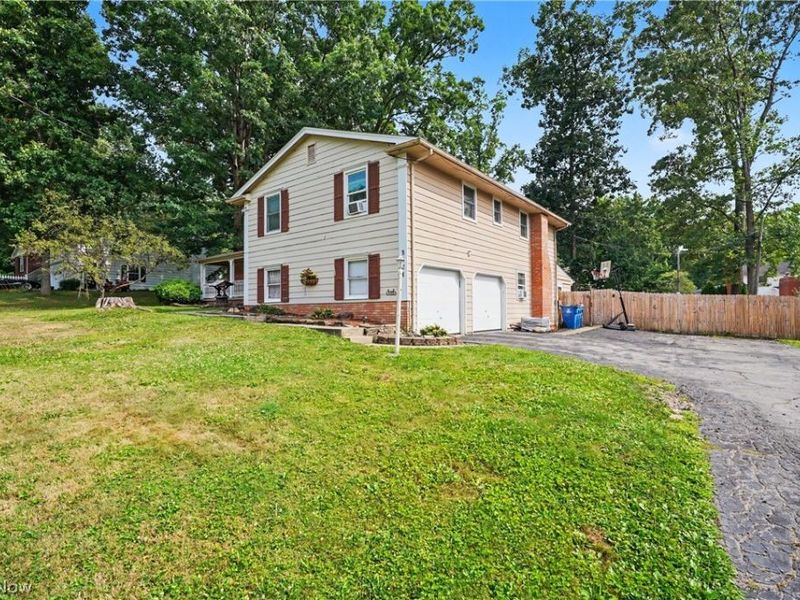 8524 Sleepy Hollow Drive NE, Warren, OH 44484 Photo 40