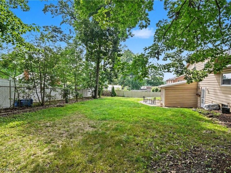 8524 Sleepy Hollow Drive NE, Warren, OH 44484 Photo 47