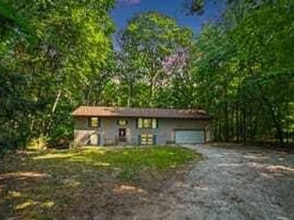16137 Comstock Street, Grand Haven, MI 49417