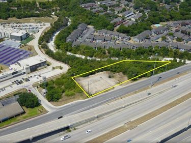 2215 E Anderson LN, Austin, TX 78752