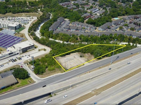 2215 E Anderson LN, Austin, TX 78752
