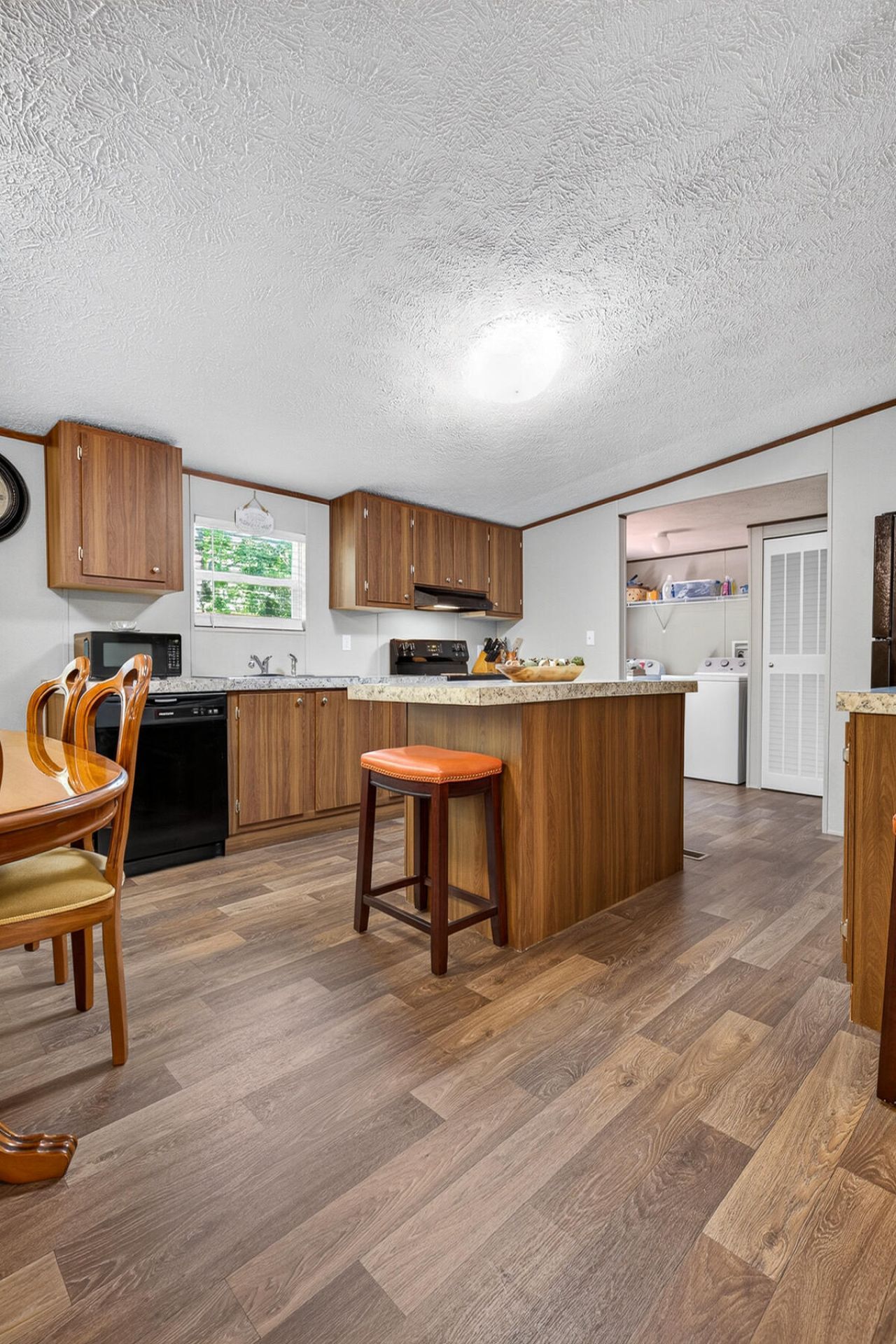 190 Miley Road Photo 13