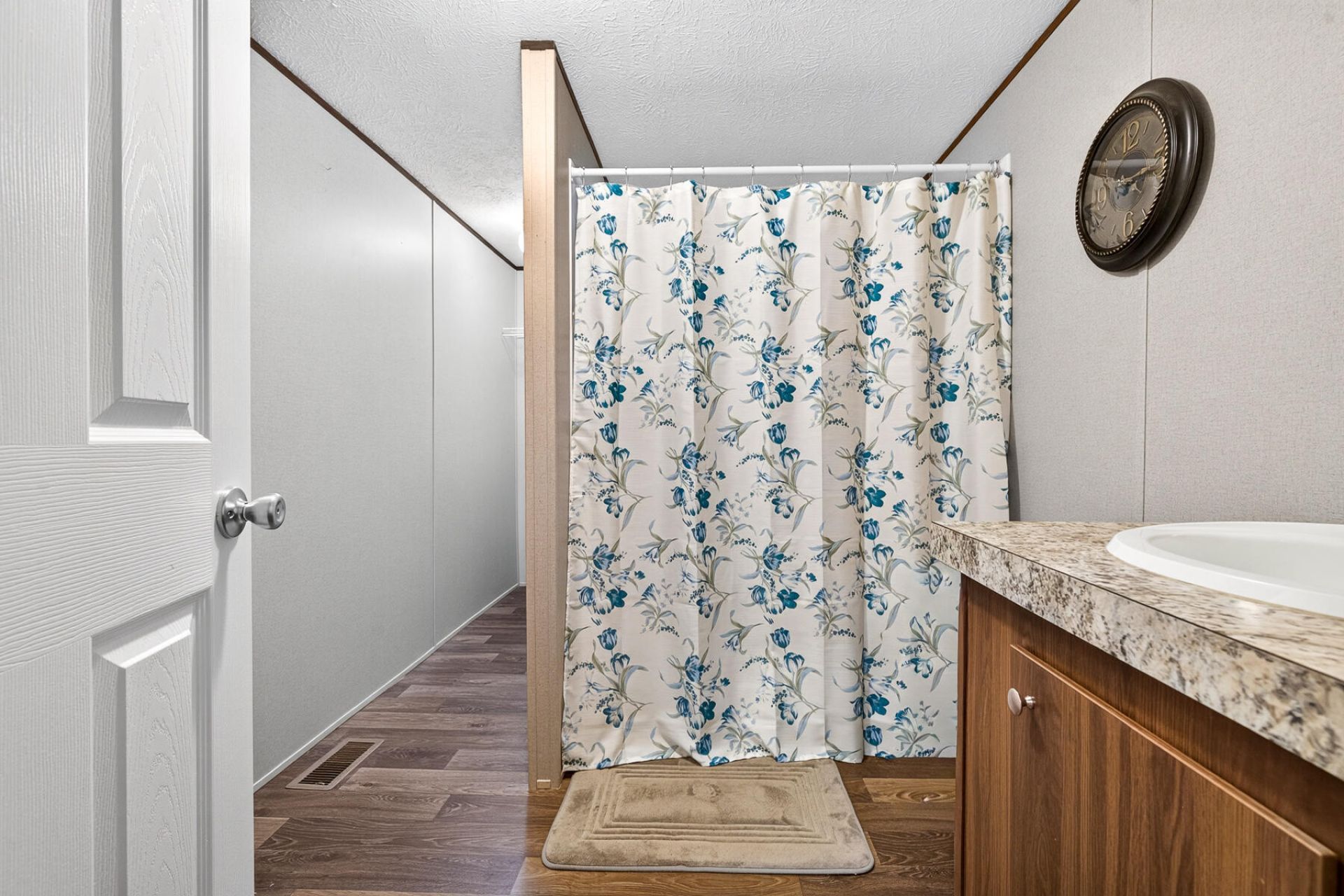 190 Miley Road Photo 25