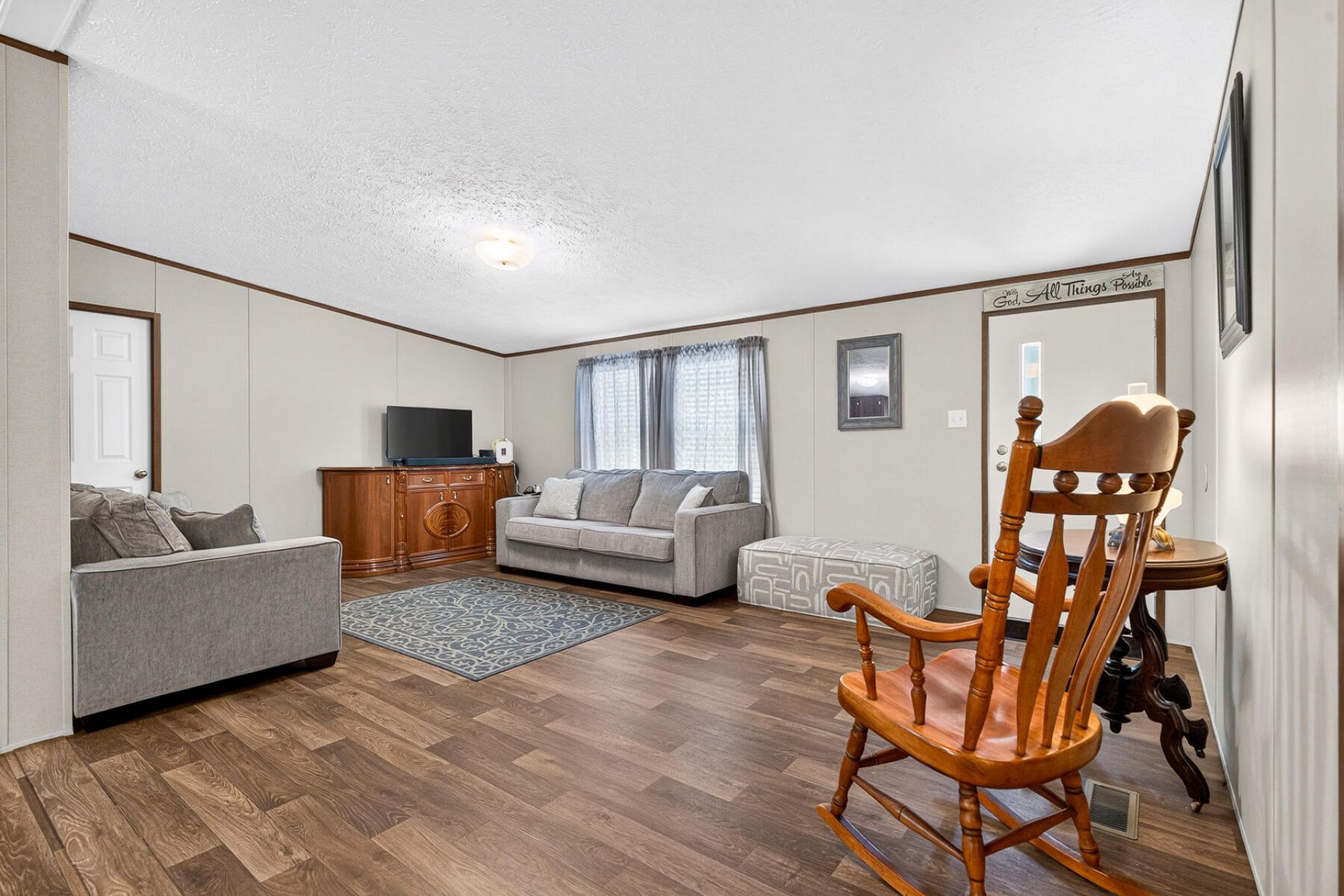 190 Miley Road Photo 7