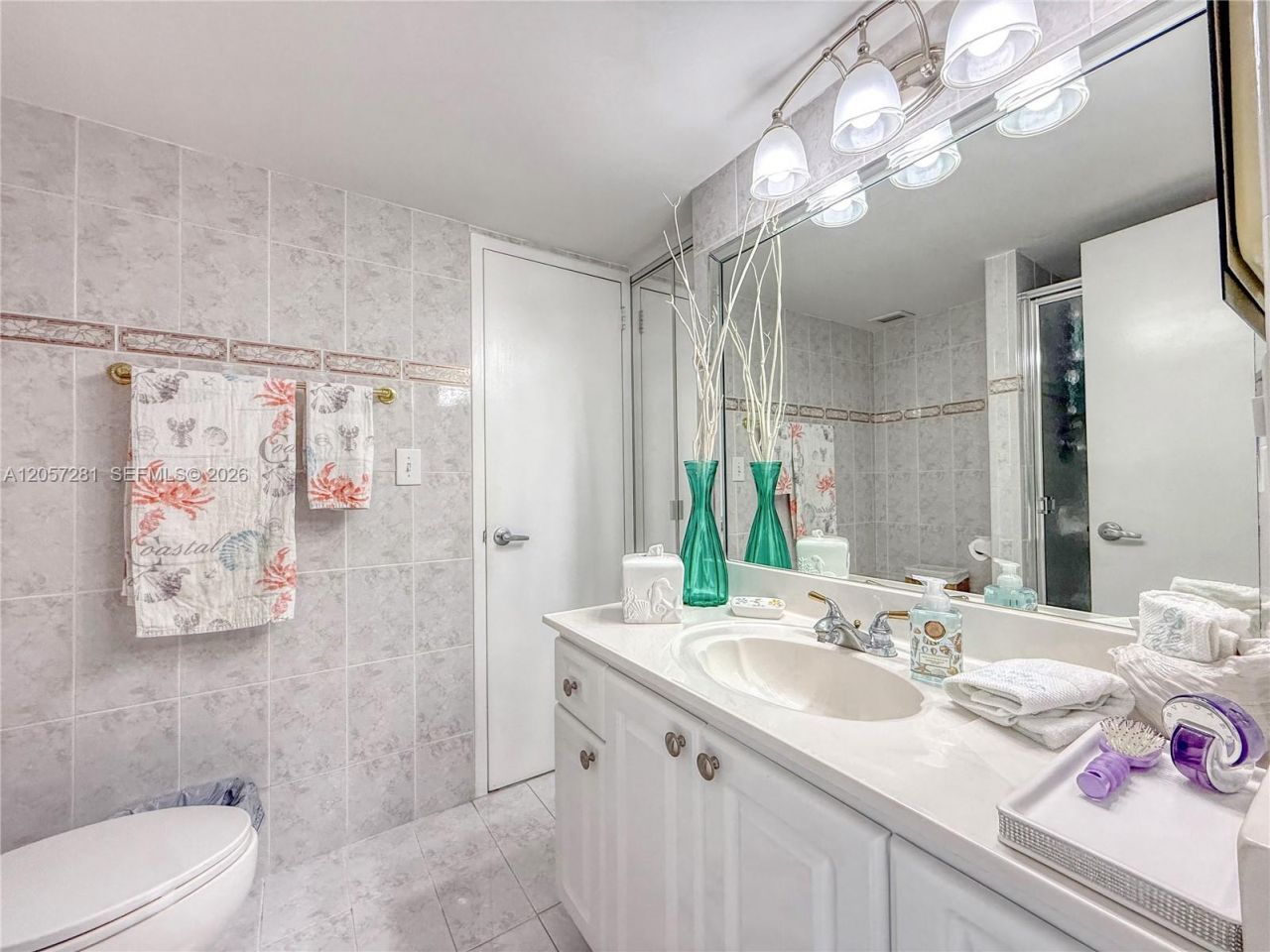 5701 Collins Ave , Unit 1508, Miami Beach, FL 33140 Photo