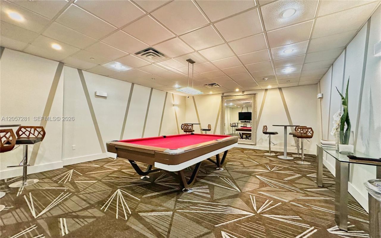 5701 Collins Ave , Unit 1508, Miami Beach, FL 33140 Photo