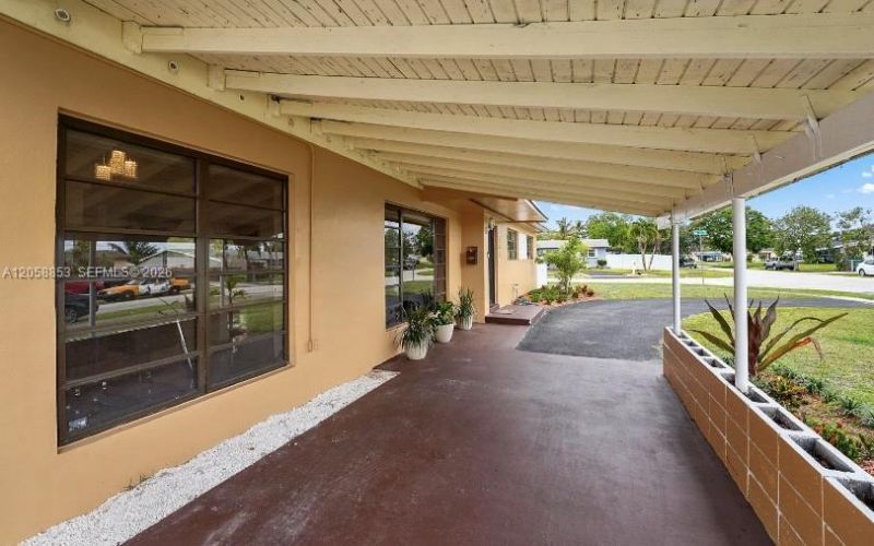 941 NW 180th Ter, Unit 1, Miami Gardens, FL 33169 Photo