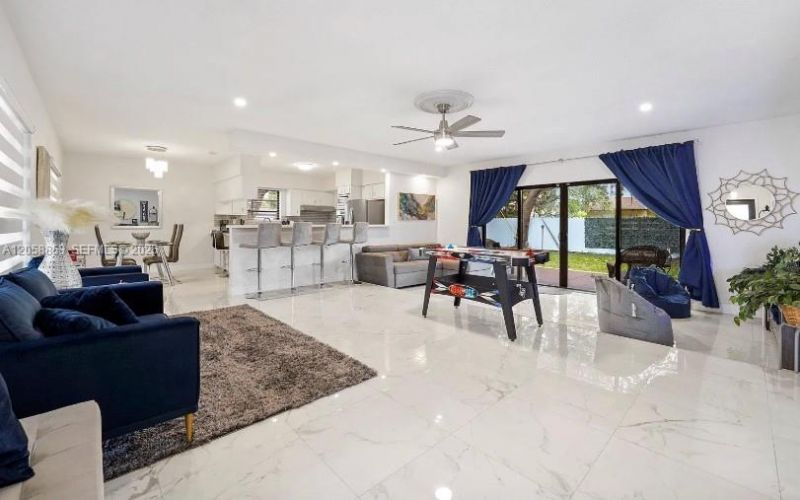 941 NW 180th Ter, Unit 1, Miami Gardens, FL 33169 Photo