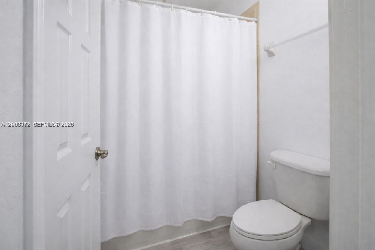 2264 NE 42nd Cir , Homestead, FL 33033 Photo