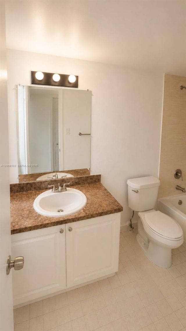 13710 SW 90th Ave , Unit 4, Miami, FL 33176 Photo