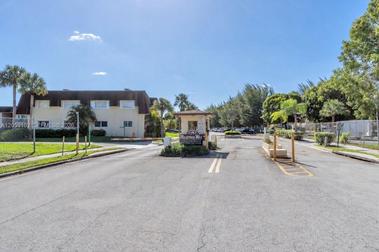 13710 SW 90th Ave , Unit 4, Miami, FL 33176 Photo