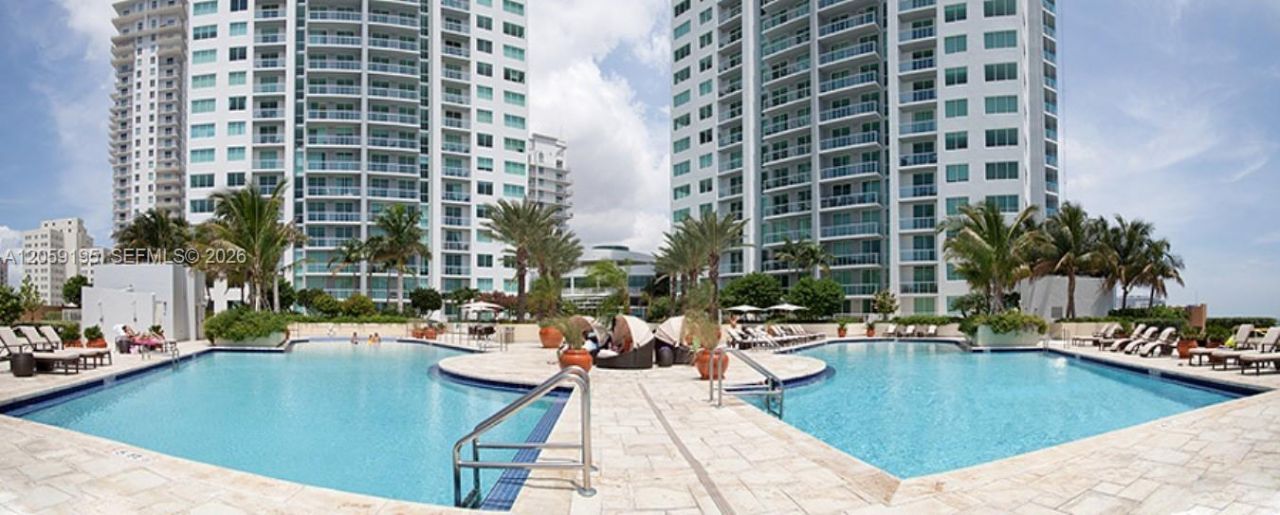253 NE 2nd St, Unit 3302, Miami, FL 33132 Photo