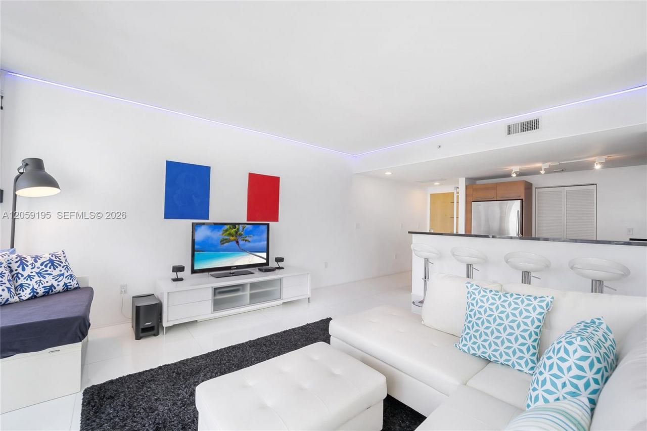 253 NE 2nd St, Unit 3302, Miami, FL 33132 Photo