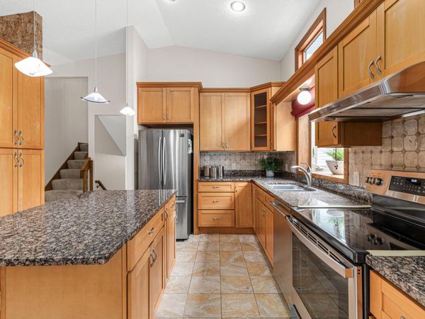 4640 Goldenrod Lane N, Plymouth, MN 55442