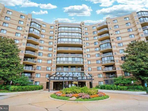 8340 GREENSBORO DRIVE , Unit 225, MCLEAN, VA 22102