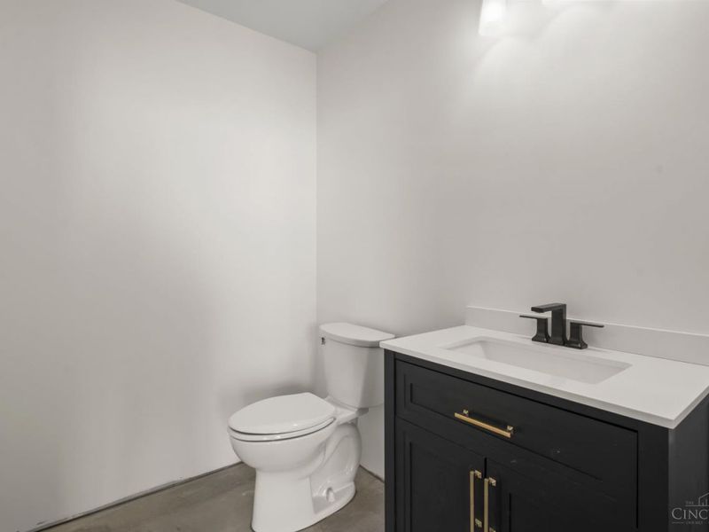 4477 Thirty Fourth Avenue, Unit 12, Cincinnati, OH 45209 Photo 4