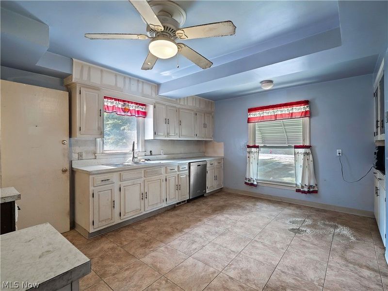 6531 Bonroi Drive , Seven Hills, OH 44131 Photo 12