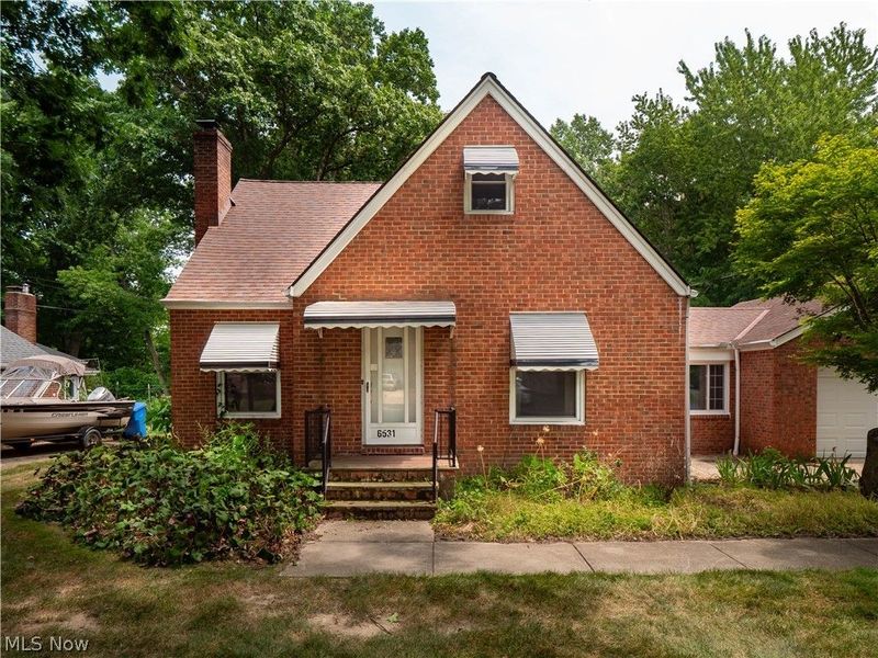 6531 Bonroi Drive , Seven Hills, OH 44131 Photo 3