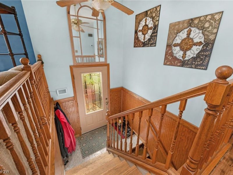 914 Stark Street , Sheffield Lake, OH 44054 Photo 6