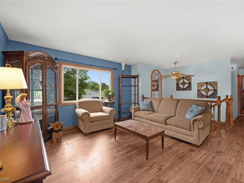 914 Stark Street , Sheffield Lake, OH 44054 Photo 9
