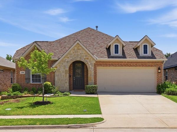 498 Grayson Lane, Lake Dallas, TX 75065