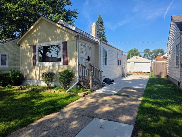 3892 18th Street, Wyandotte, MI 48192