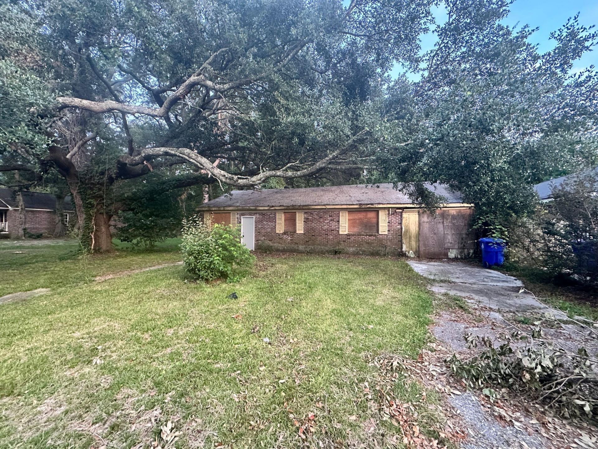 1335 5th Avenue Photo 15