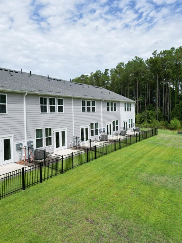 609 Trotters Lane Photo 36