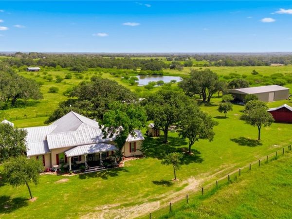 3298 County Road 132, Hallettsville, TX 77964