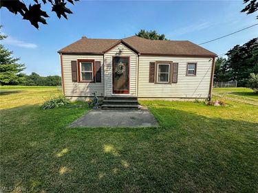 3570 Shepler Church Avenue SW, Canton, OH 44706
