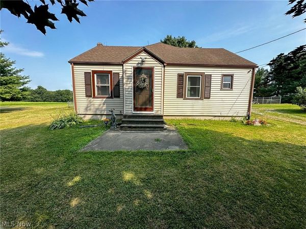 3570 Shepler Church Avenue SW, Canton, OH 44706