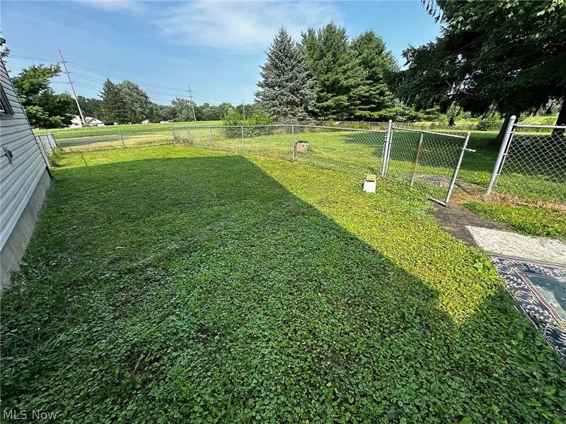 3570 Shepler Church Avenue SW, Canton, OH 44706 Photo 12