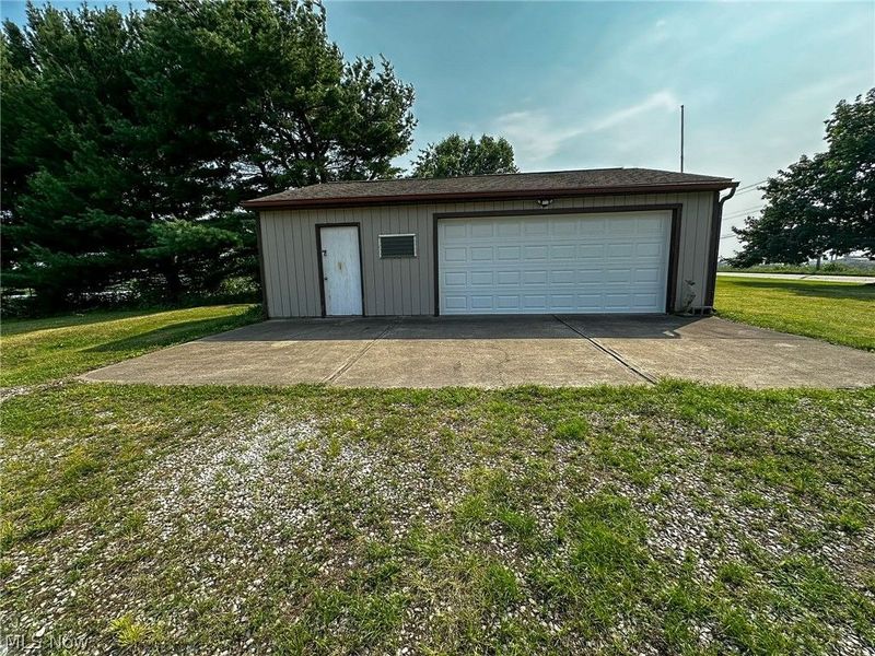 3570 Shepler Church Avenue SW, Canton, OH 44706 Photo 17