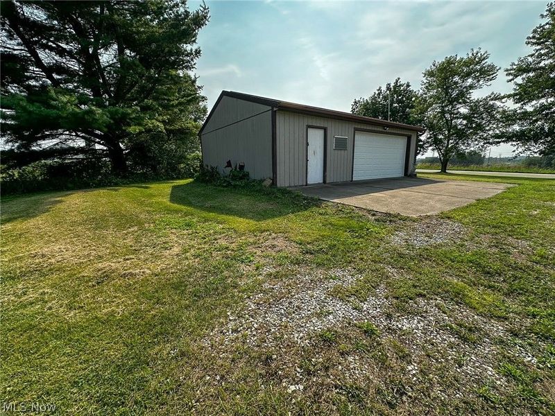 3570 Shepler Church Avenue SW, Canton, OH 44706 Photo 18