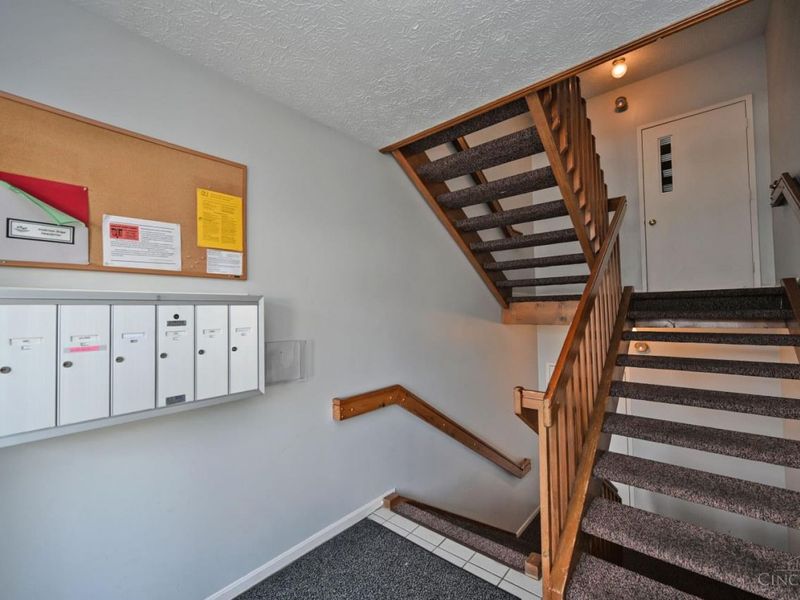 7392 Ridgepoint Drive, Unit 3, Anderson Twp, OH 45230 Photo 4